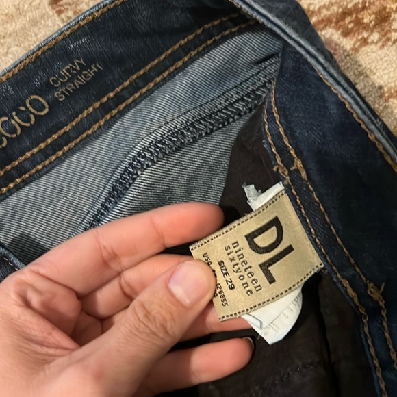 WOMENS DL1961 COCO CURVY STRAIGHT JEANS SIZE 29 - Picture 5 of 7